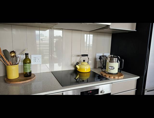 1 BEDROOM APARTMENT FOR SALE IN SANDOWN